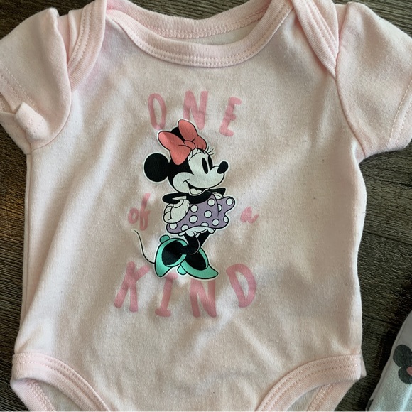 Disney Baby Minnie Mouse outfit - Picture 3 of 6